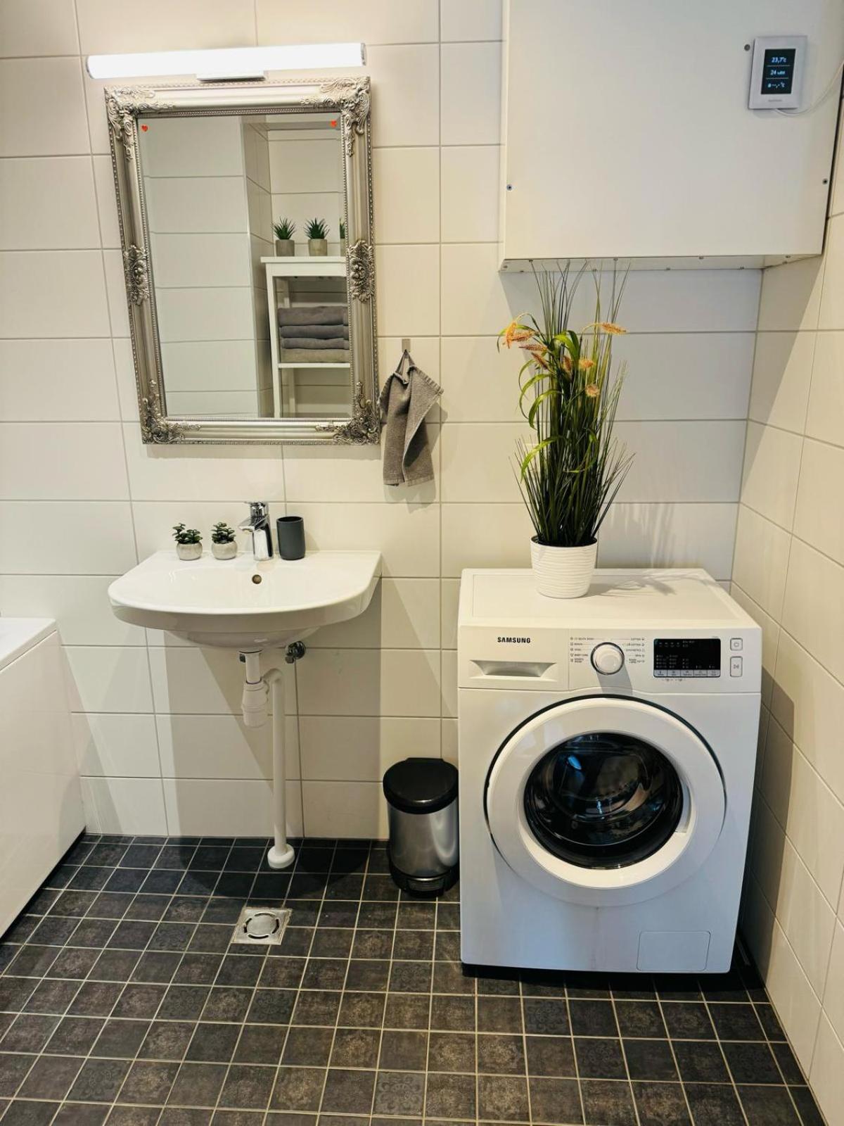 Raatuse 85 Deluxe Apartments Tartu Eksteriør bilde